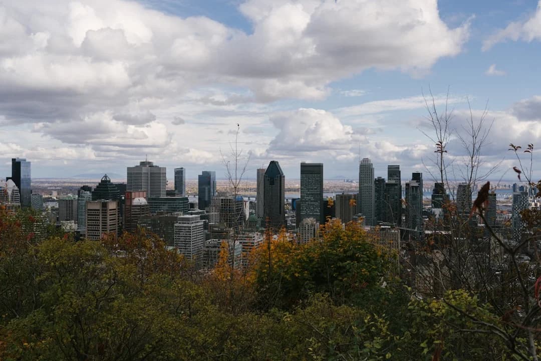 Cover Image for Multi-Cloud Adoption in Canadian Enterprises 2026