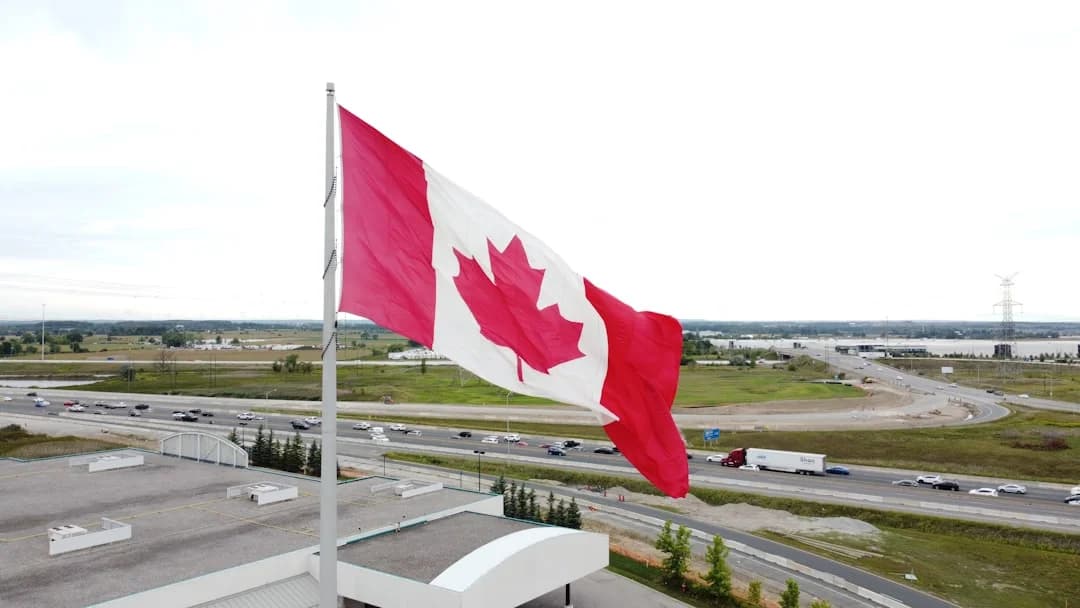 Cover Image for Edge AI in Canadian Manufacturing Corridor Growth